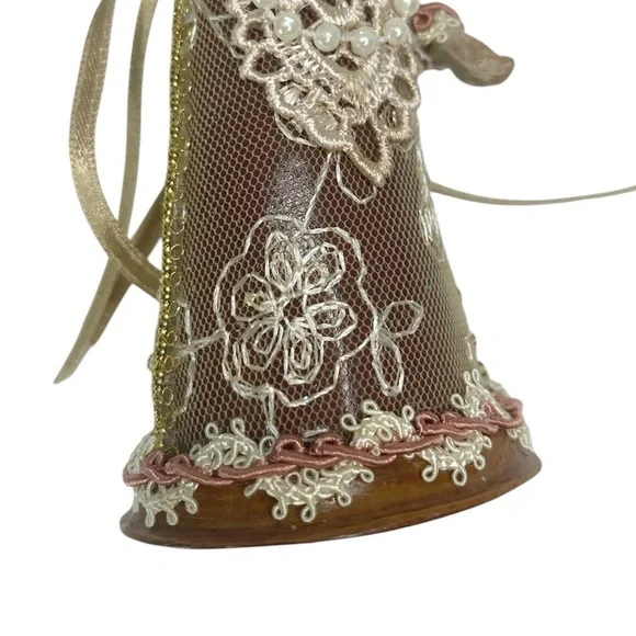 Wayne M. Kleski Katherine’s Collection Hare Rabbit Christmas Ornament - Picture 9 of 9